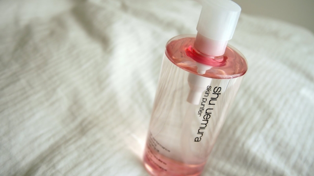 Unlock the Secrets of Radiant Skin with Shu Uemura Cleansing Oil