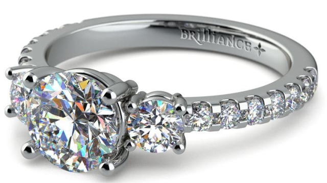 Sparkle with Eco-Friendly Elegance: The Allure of Moissanite Engagement Rings